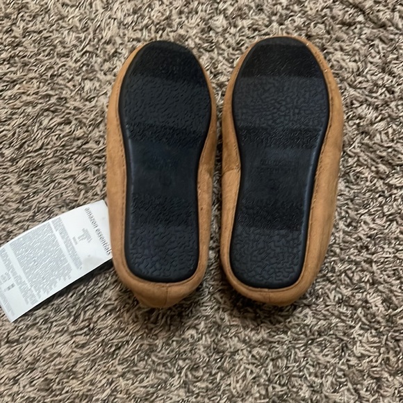 Amazon Essentials Moccasins Slippers - Picture 5 of 5